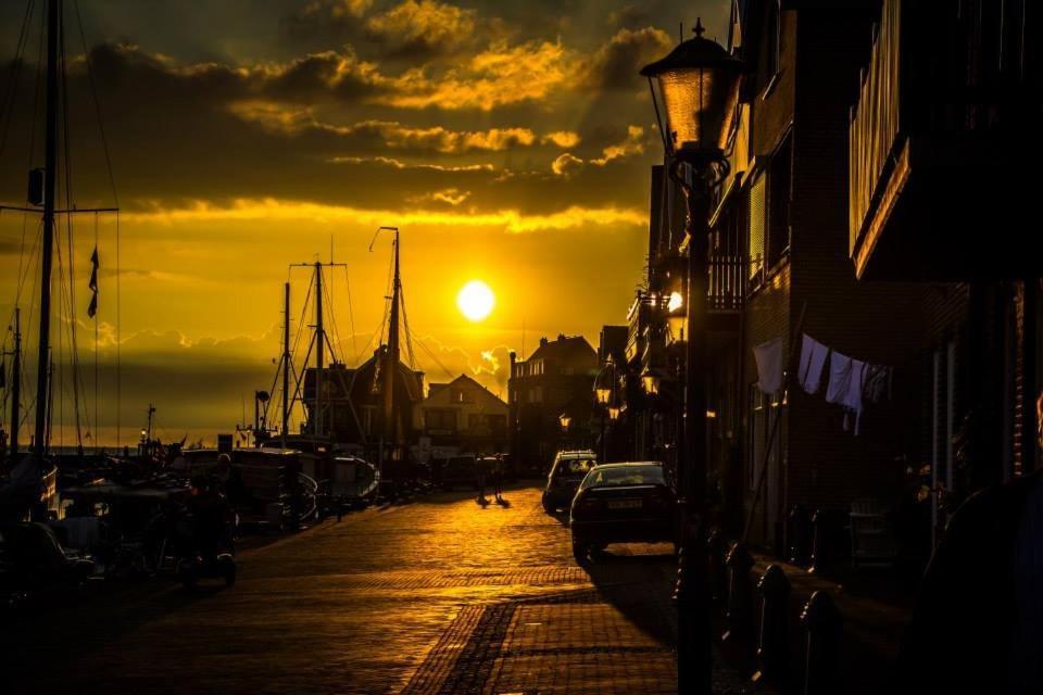 Zicht Op Zee Urk Exterior foto